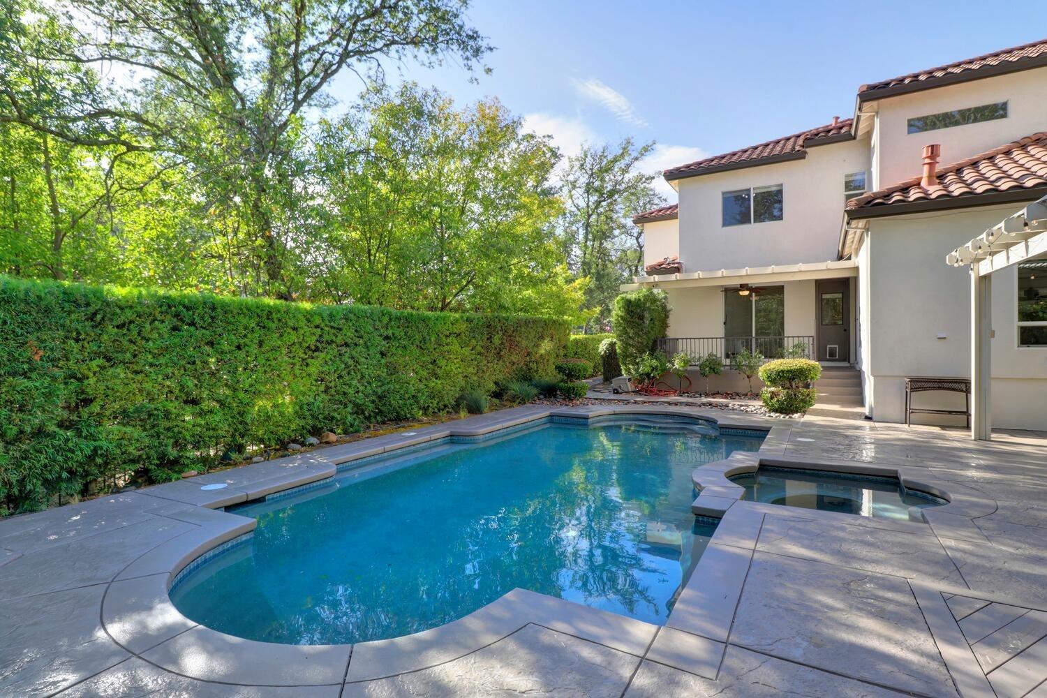 6010 Knightswood Way