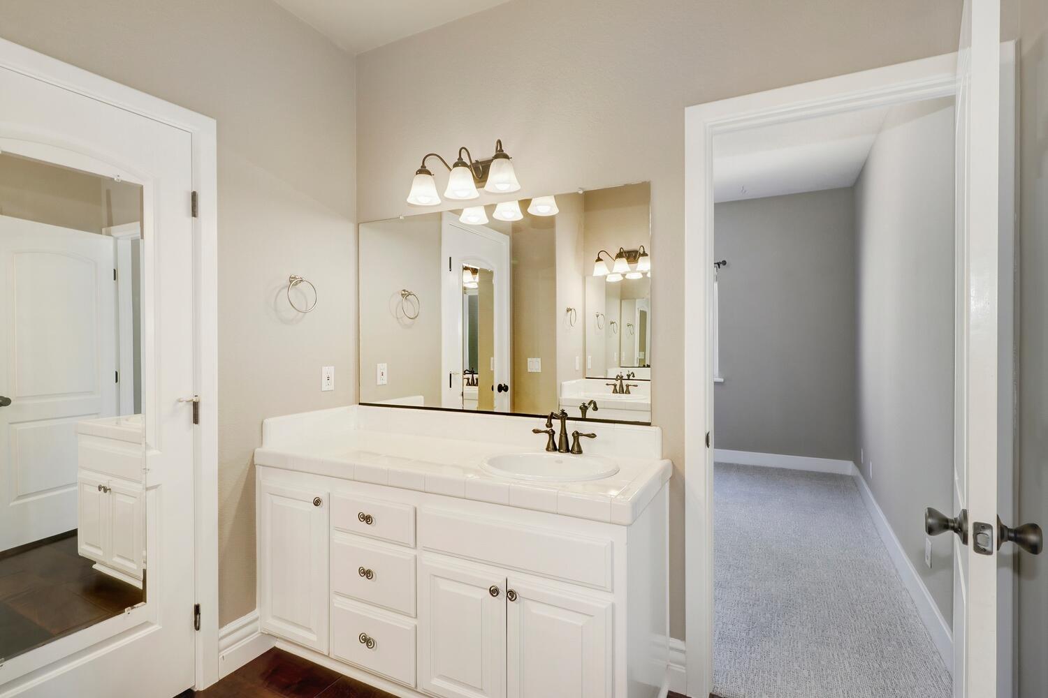 6010 Knightswood Way