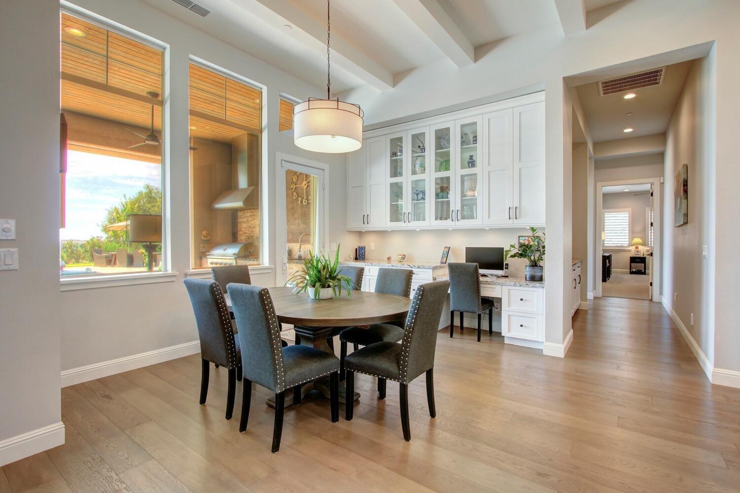 9325 S Los Lagos Circle