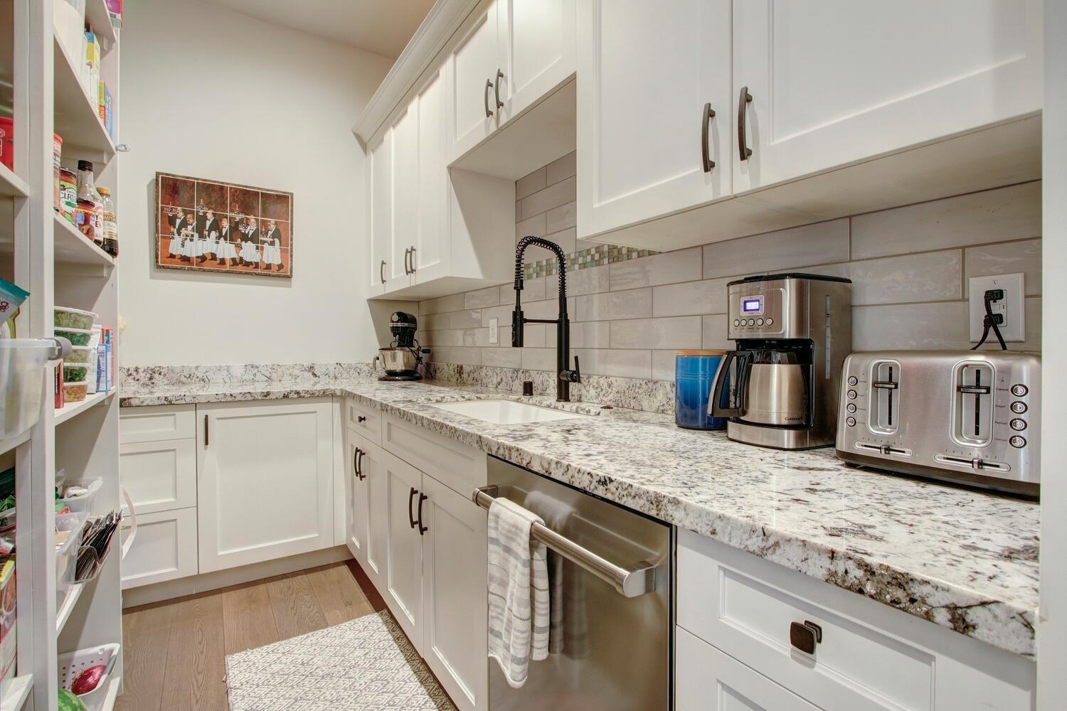 9325 S Los Lagos Circle