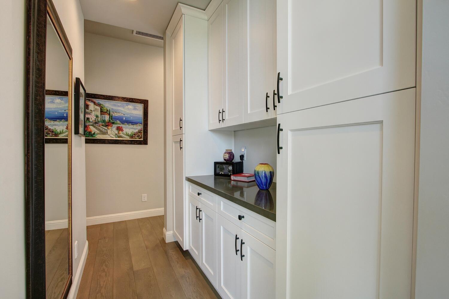 9325 S Los Lagos Circle