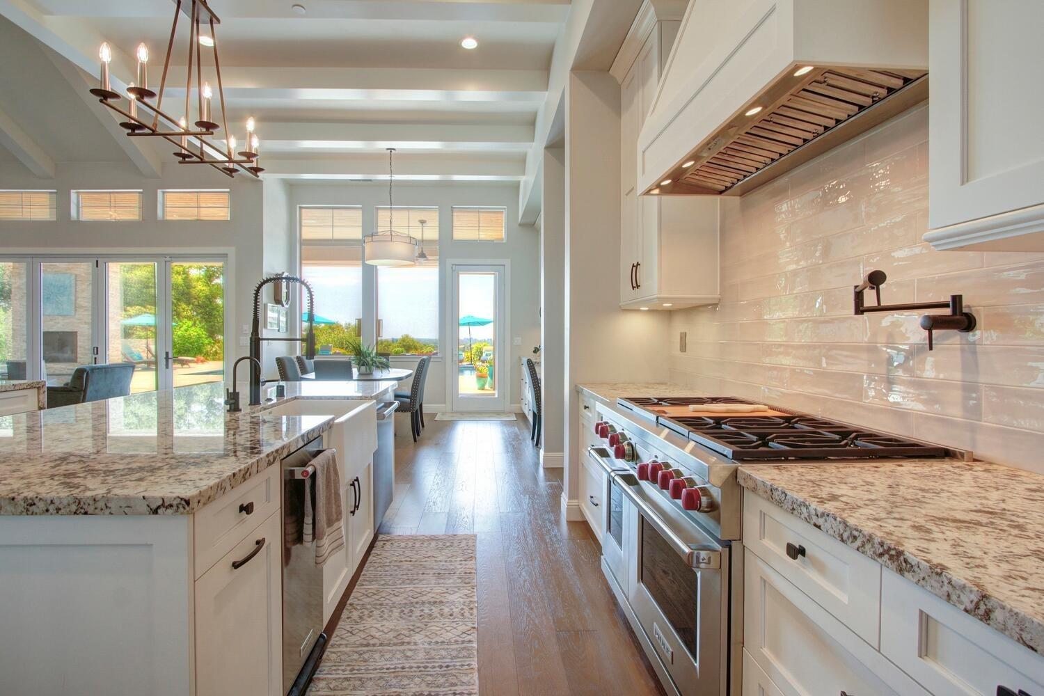 9325 S Los Lagos Circle