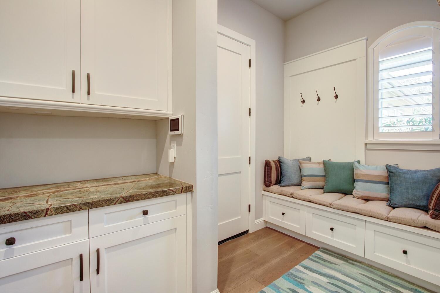 9325 S Los Lagos Circle