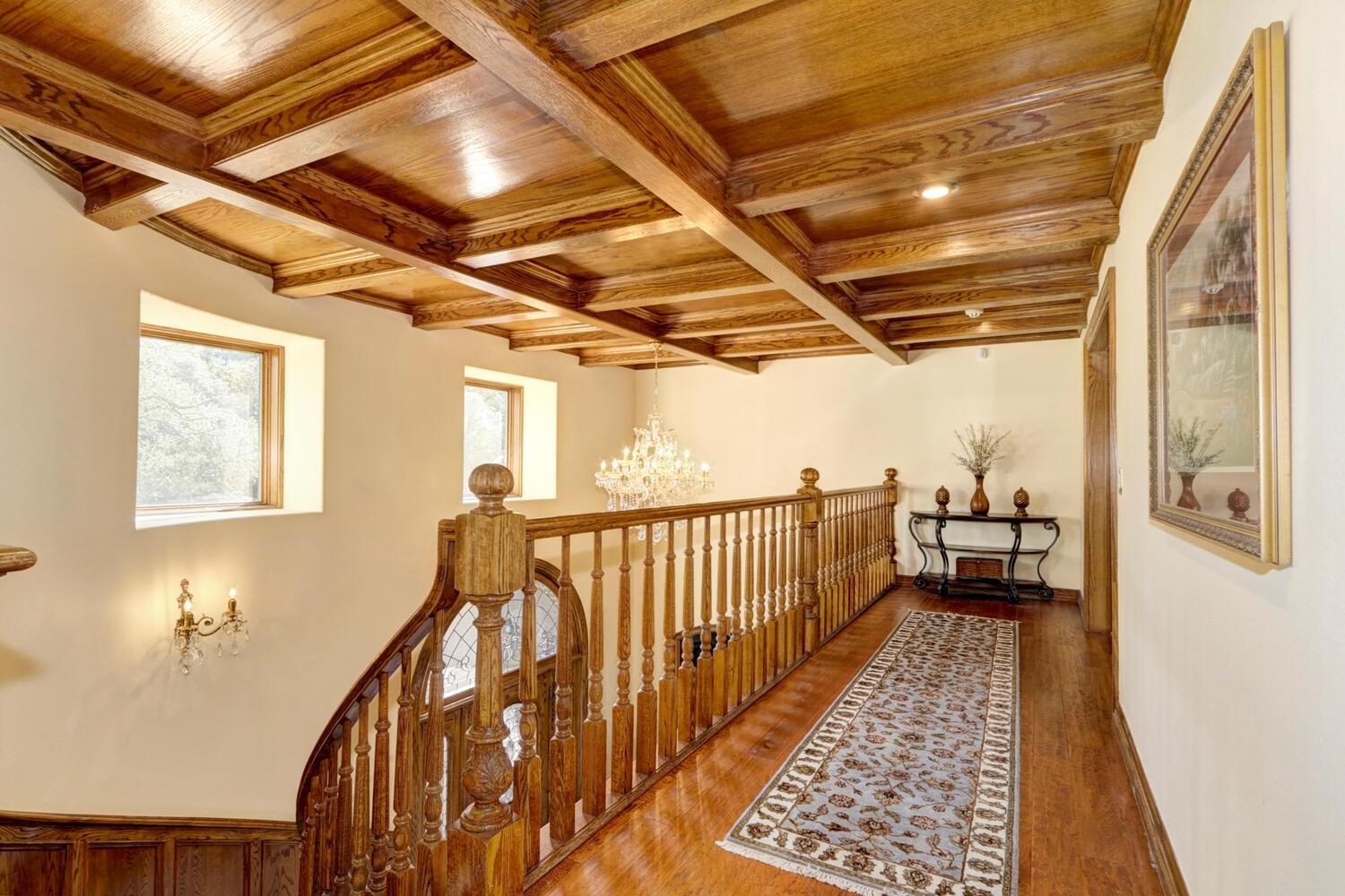 8600 Los Lagos Circle