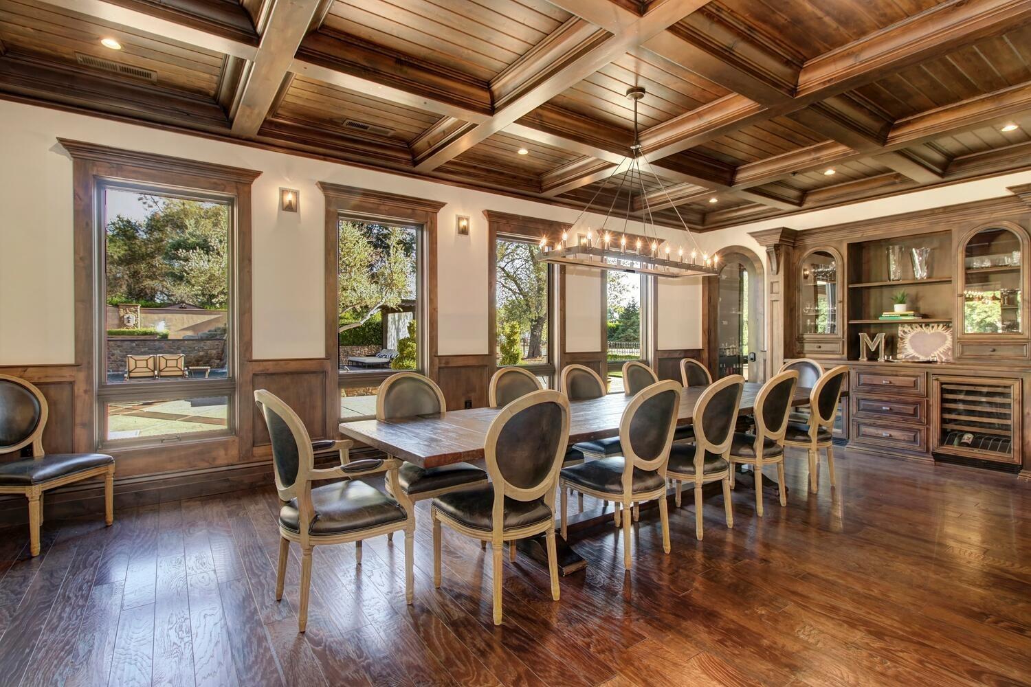 6215 Ruscada Court