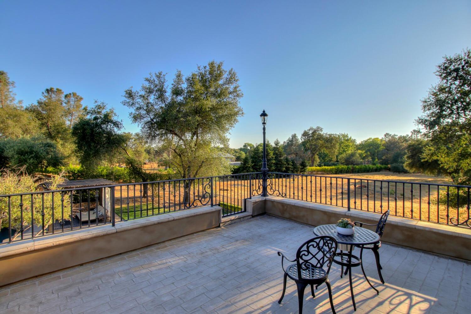 6215 Ruscada Court