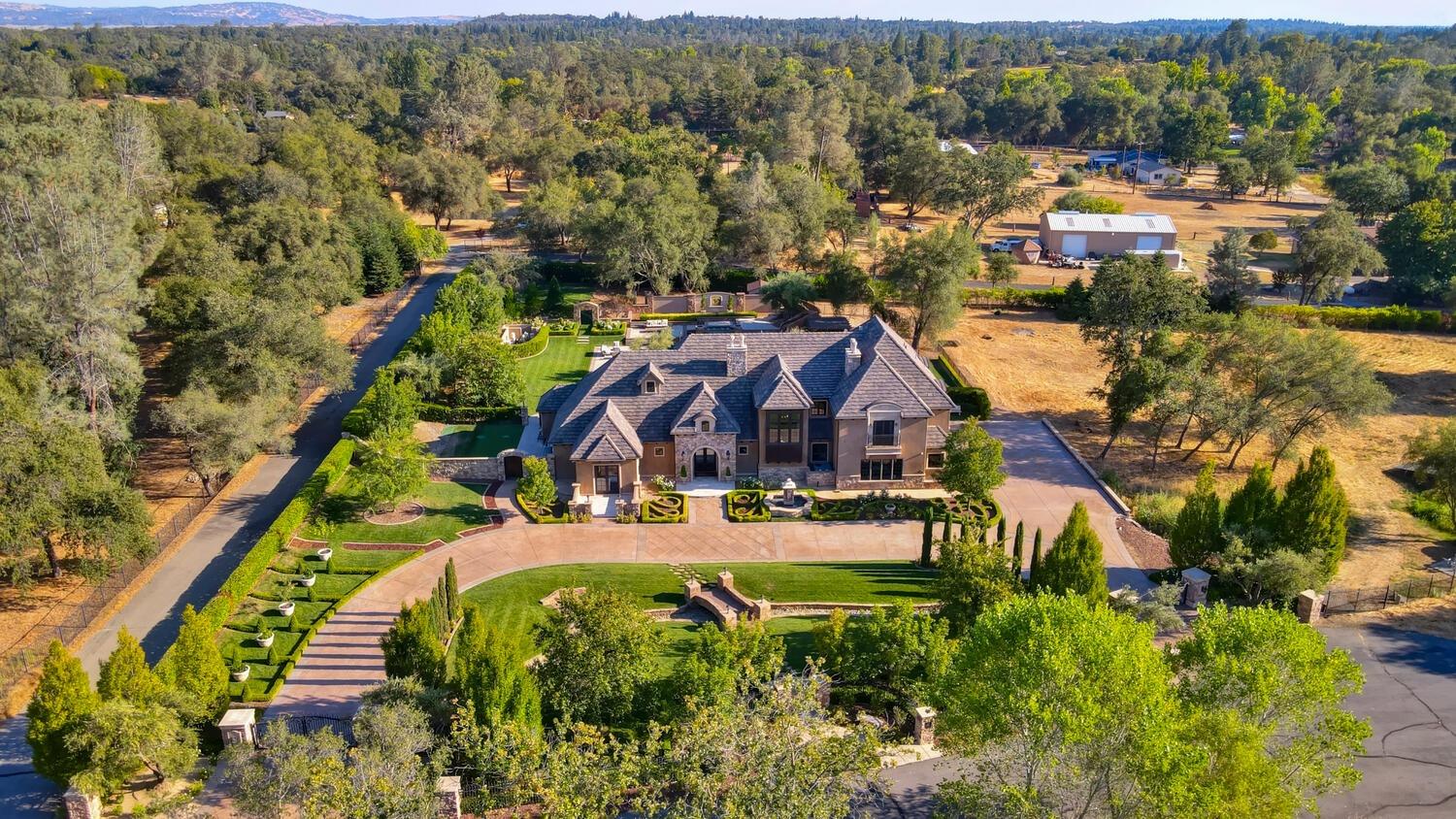 6215 Ruscada Court
