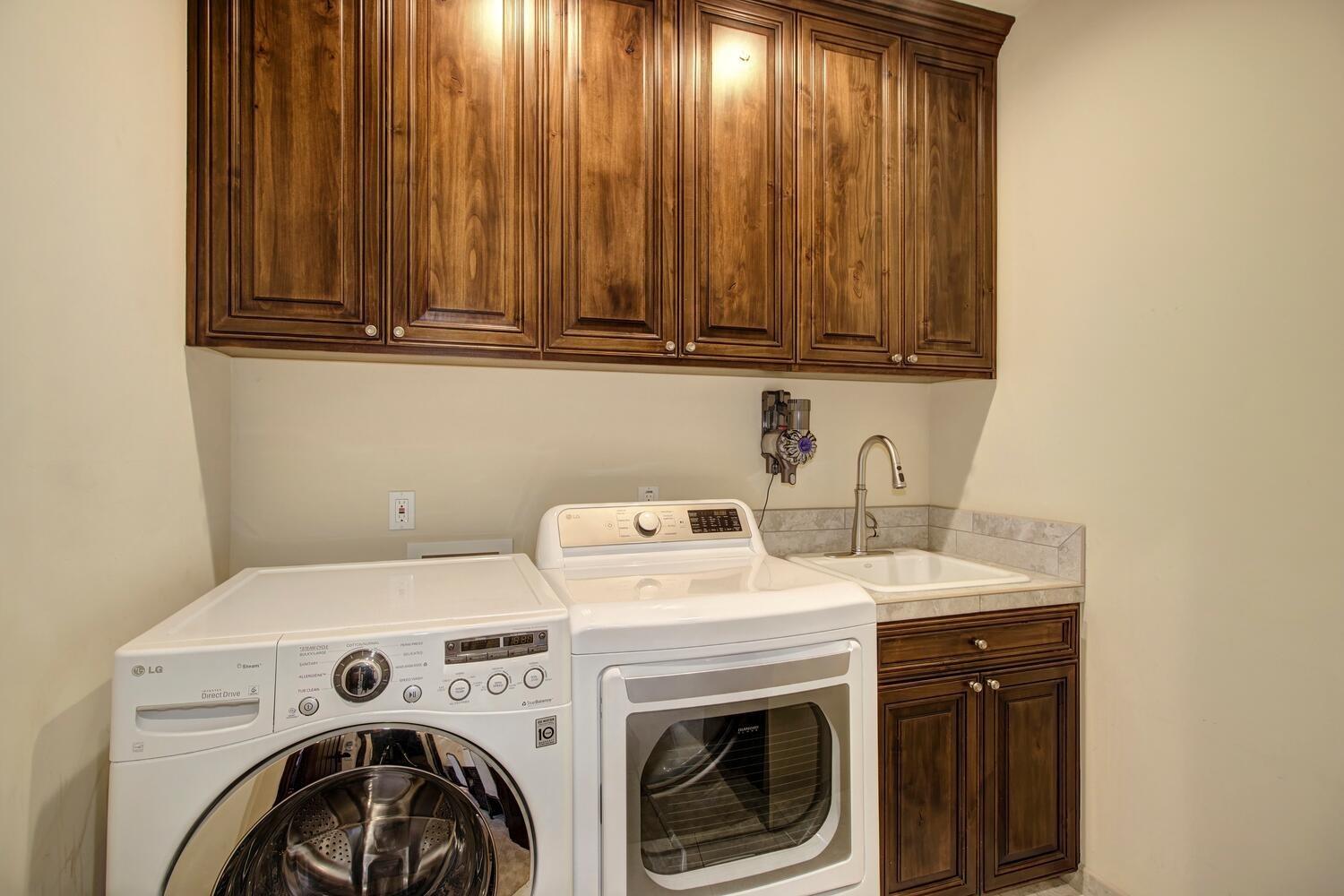 6215 Ruscada Court