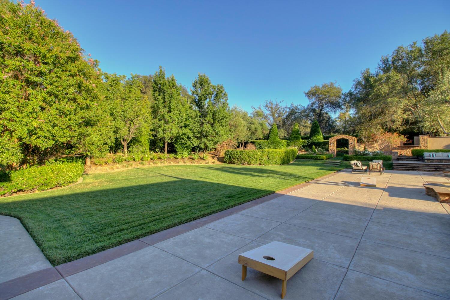 6215 Ruscada Court