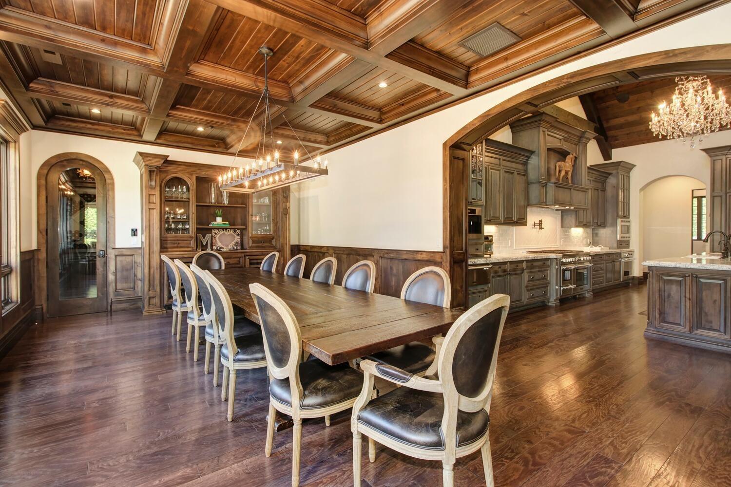6215 Ruscada Court