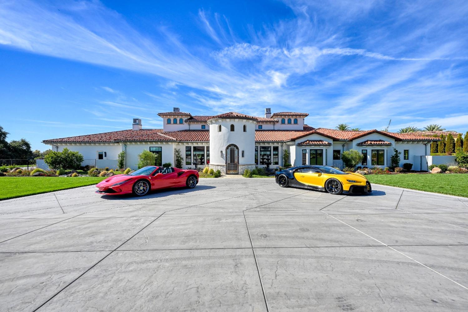 9050 Chelshire Estates Court