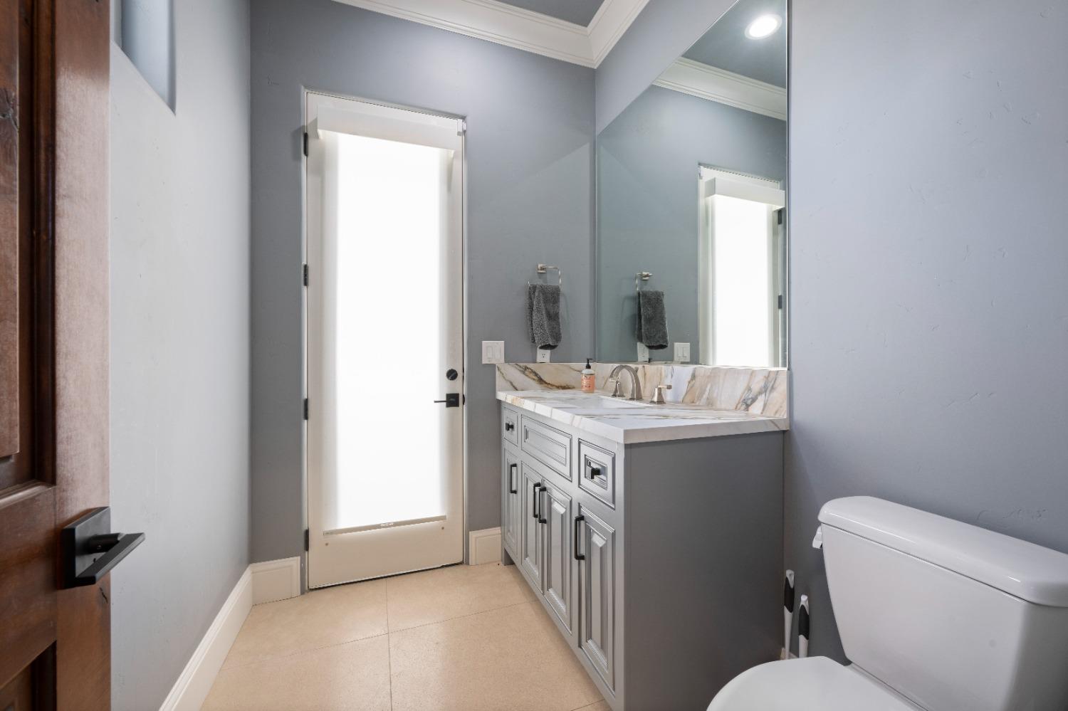 9050 Chelshire Estates Court