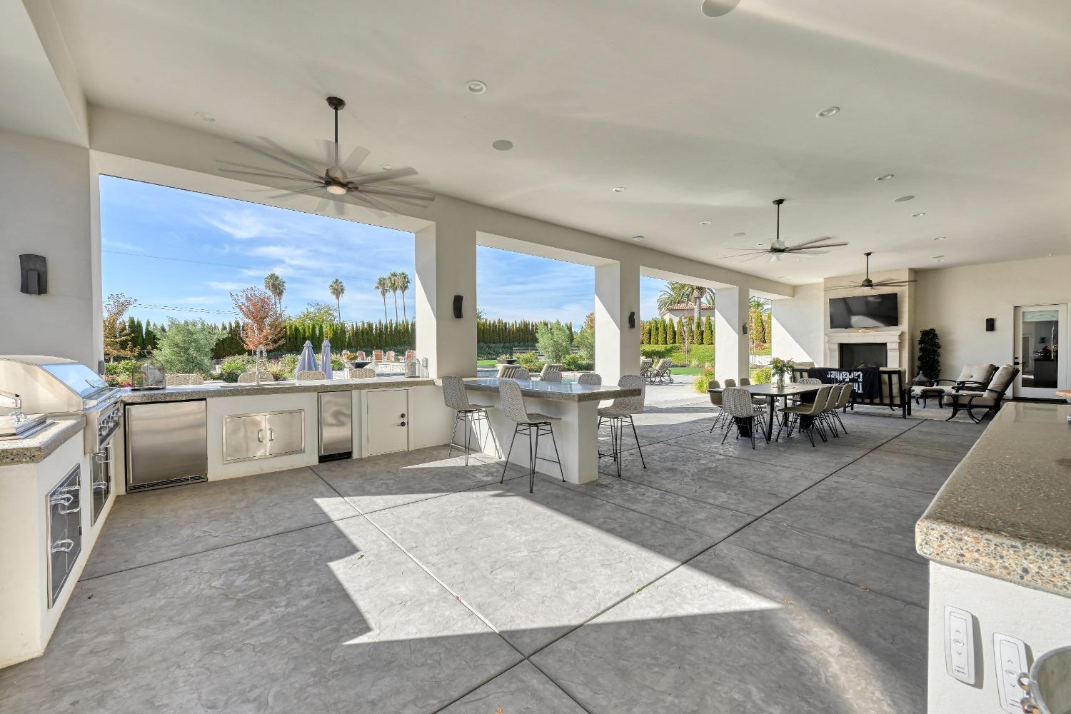 9050 Chelshire Estates Court