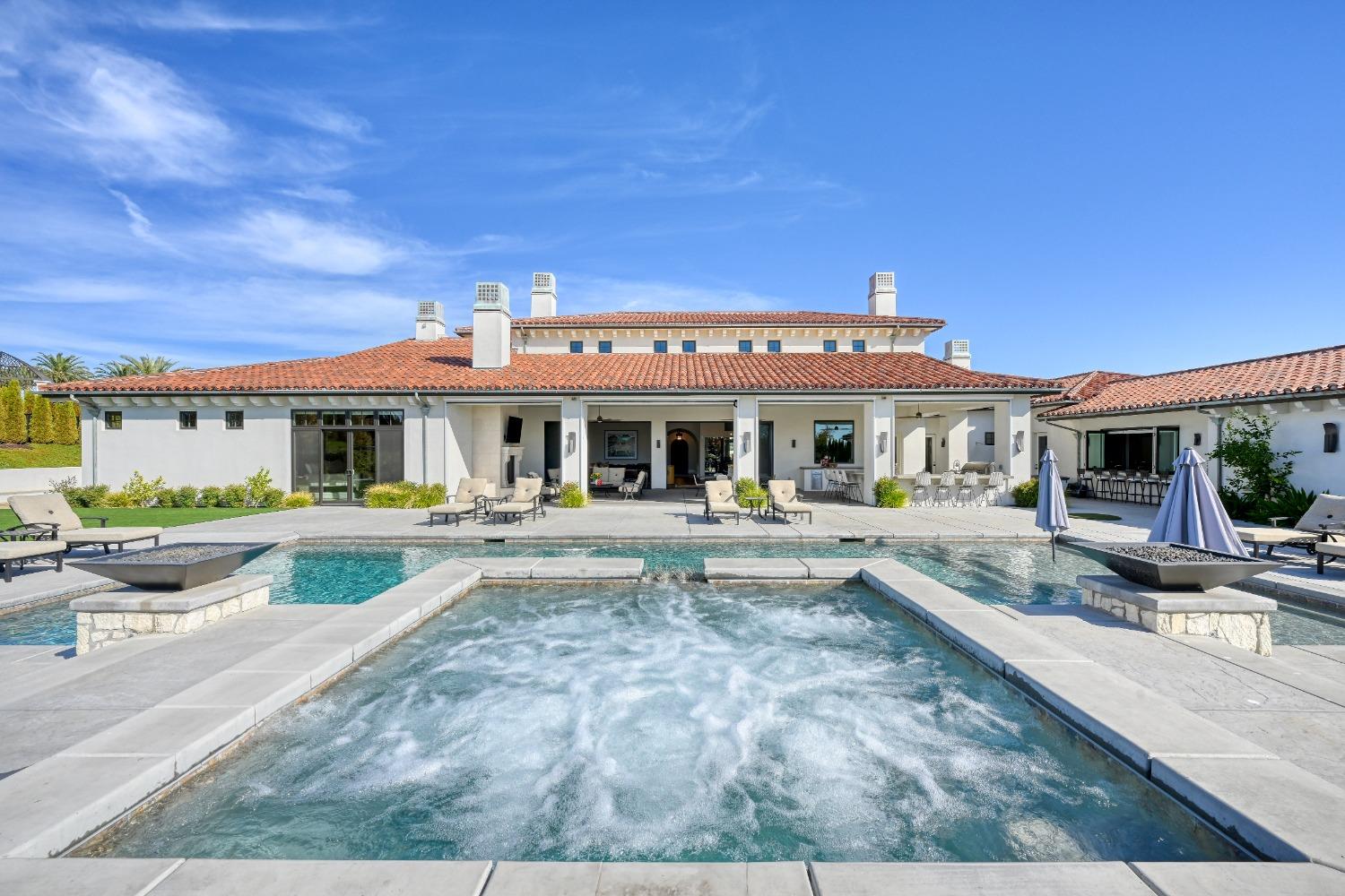 9050 Chelshire Estates Court