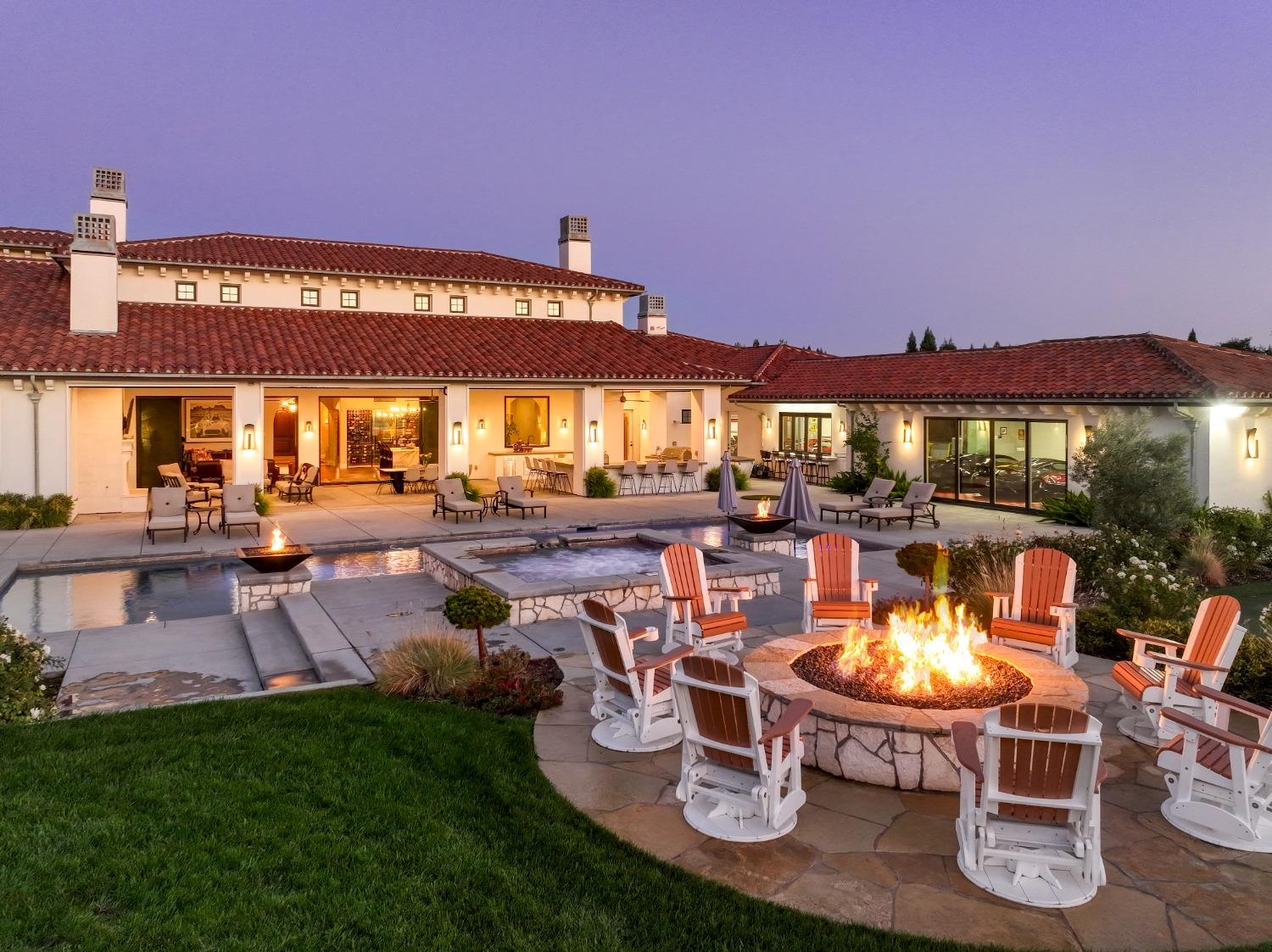 9050 Chelshire Estates Court