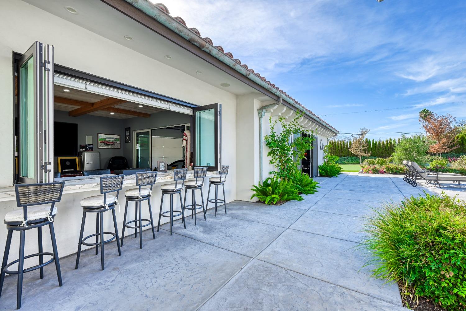 9050 Chelshire Estates Court