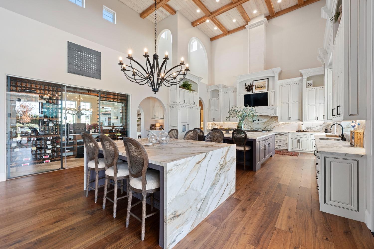 9050 Chelshire Estates Court