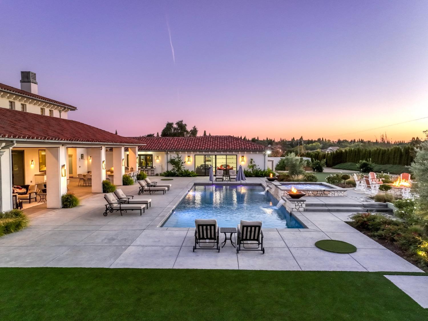 9050 Chelshire Estates Court