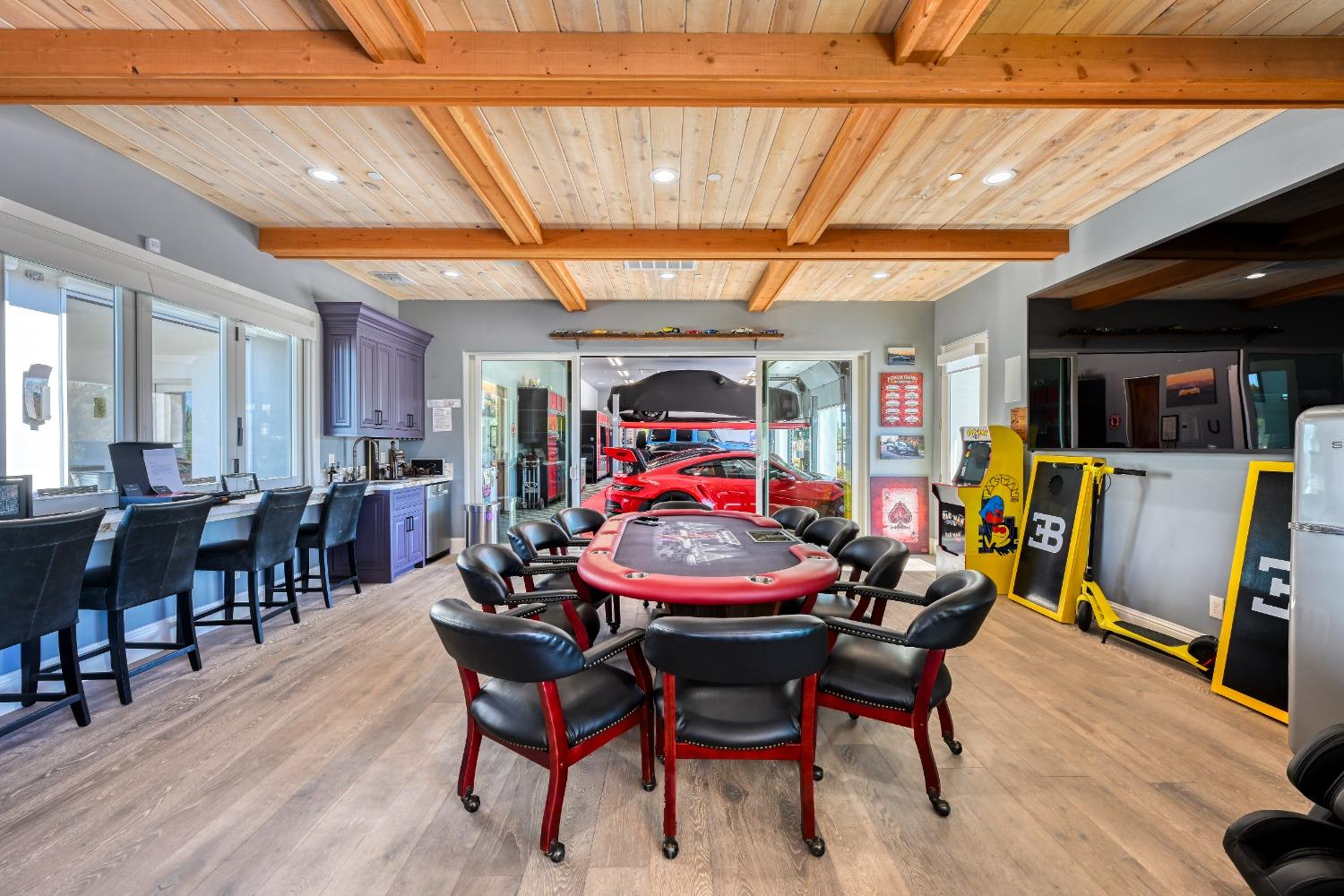 9050 Chelshire Estates Court