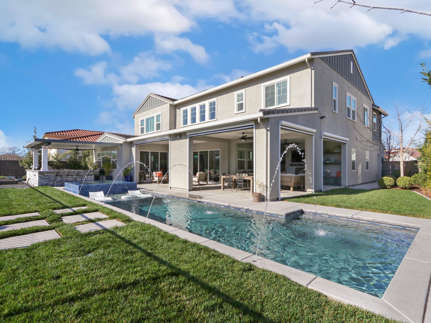 4308 Red Maple Court