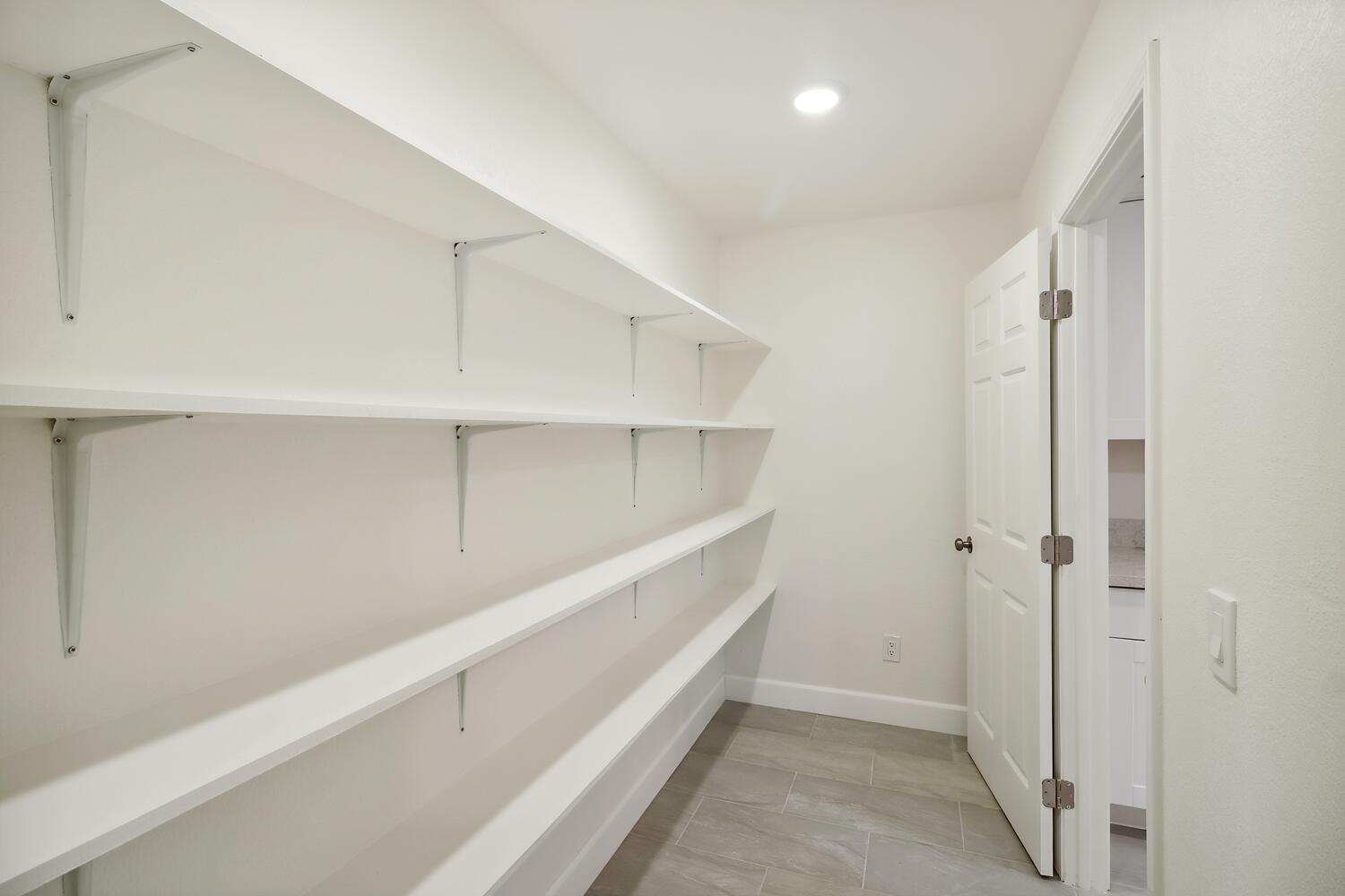 8021 Eagle View Lane