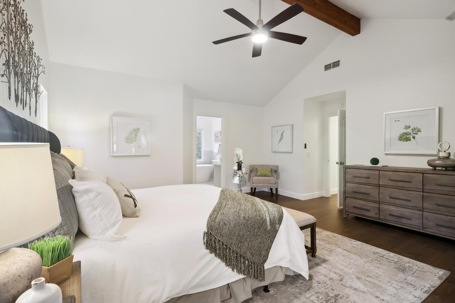 8021 Eagle View Lane