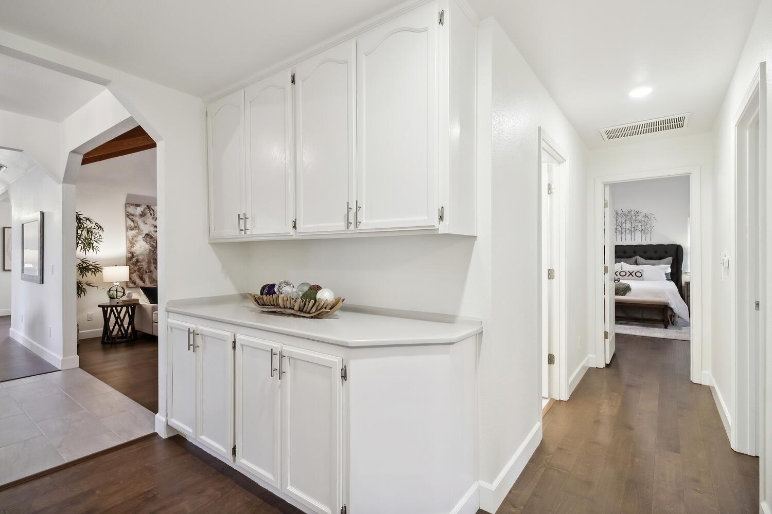 8021 Eagle View Lane