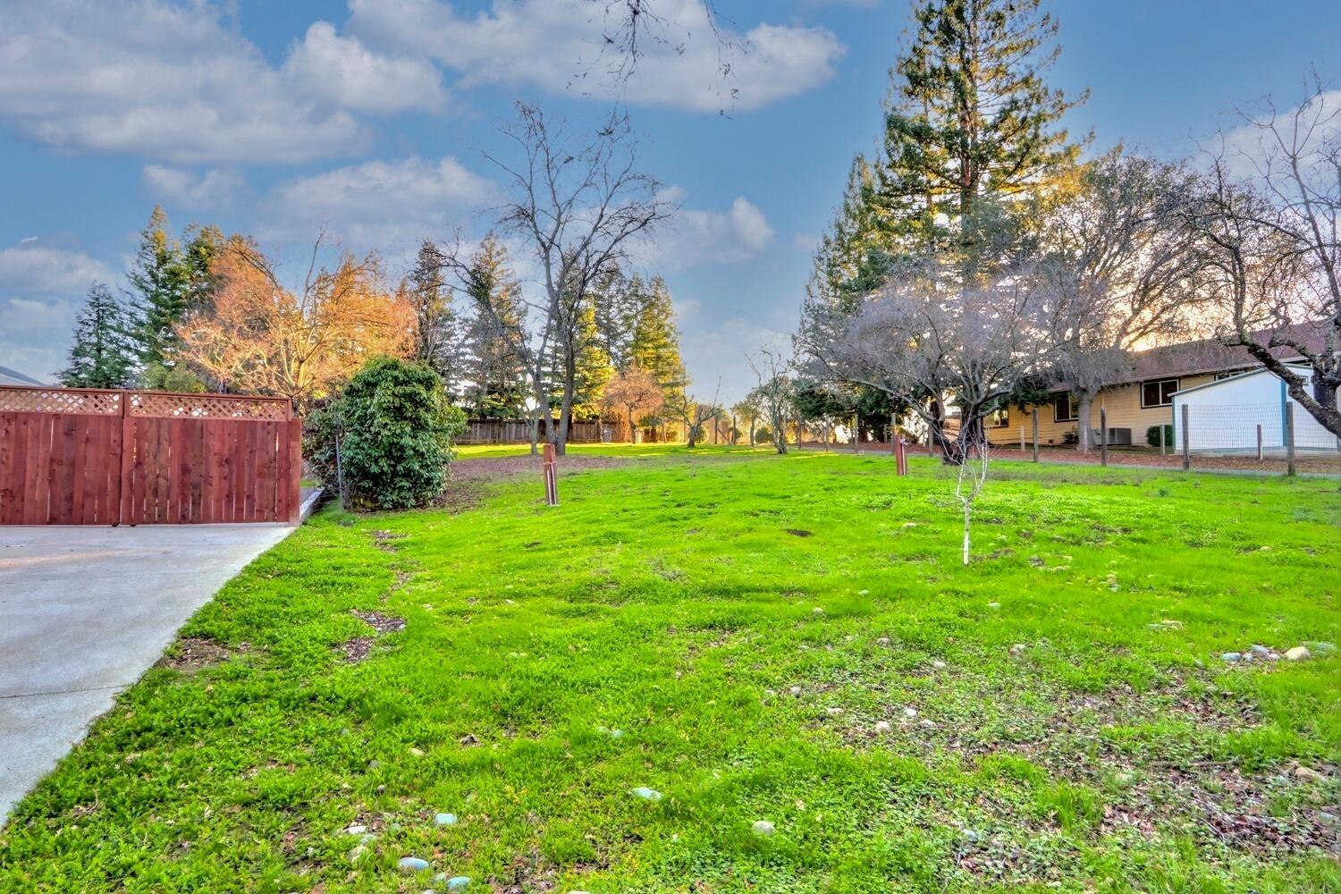 8021 Eagle View Lane