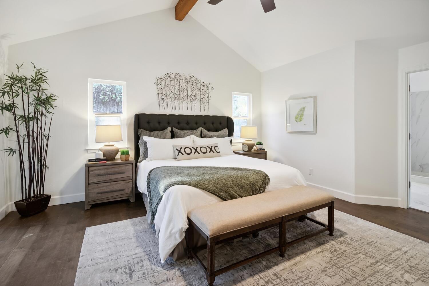 8021 Eagle View Lane