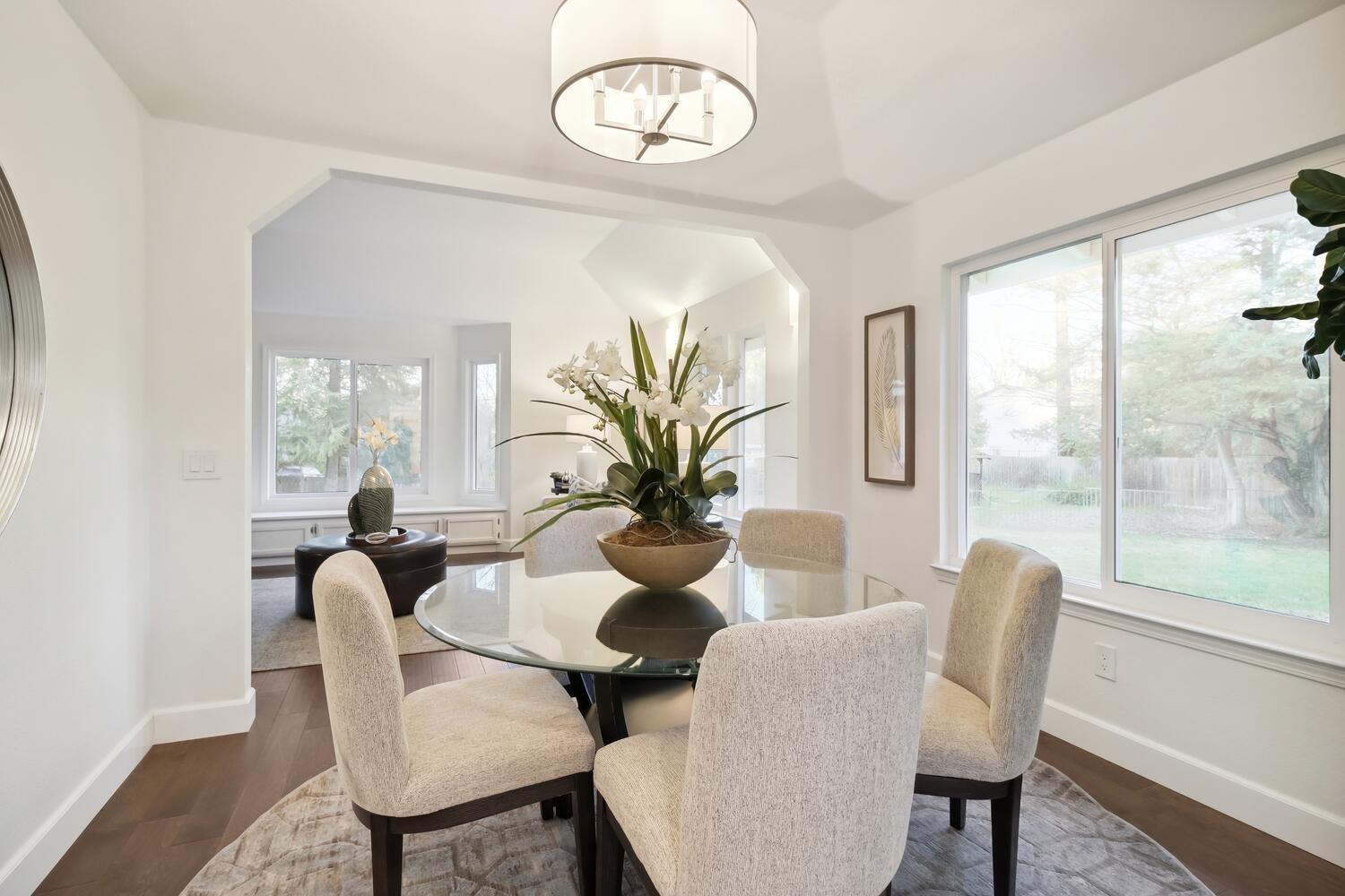 8021 Eagle View Lane