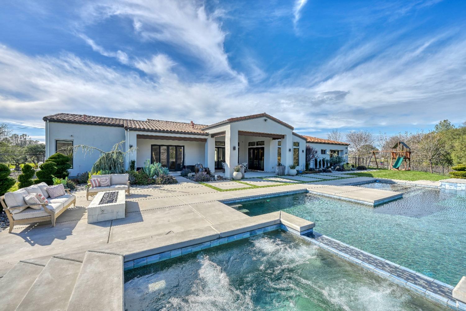 5335 Barton Road