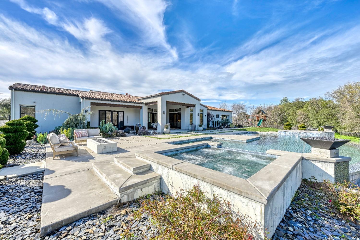 5335 Barton Road
