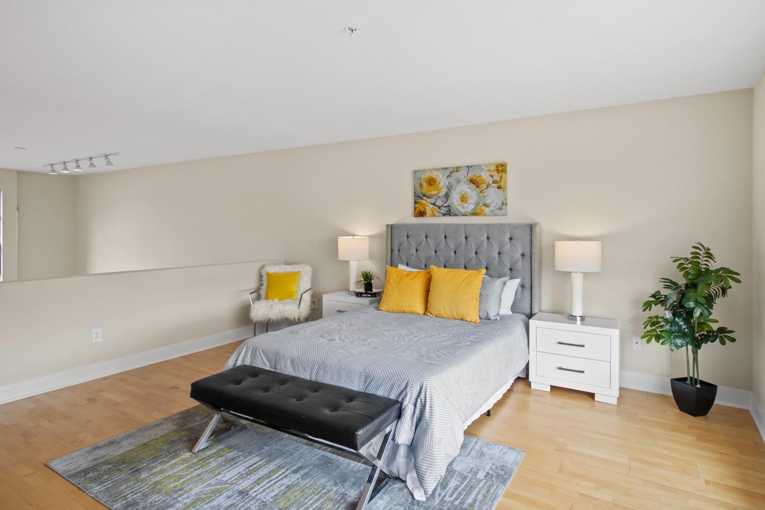 350 E Mission Street 203