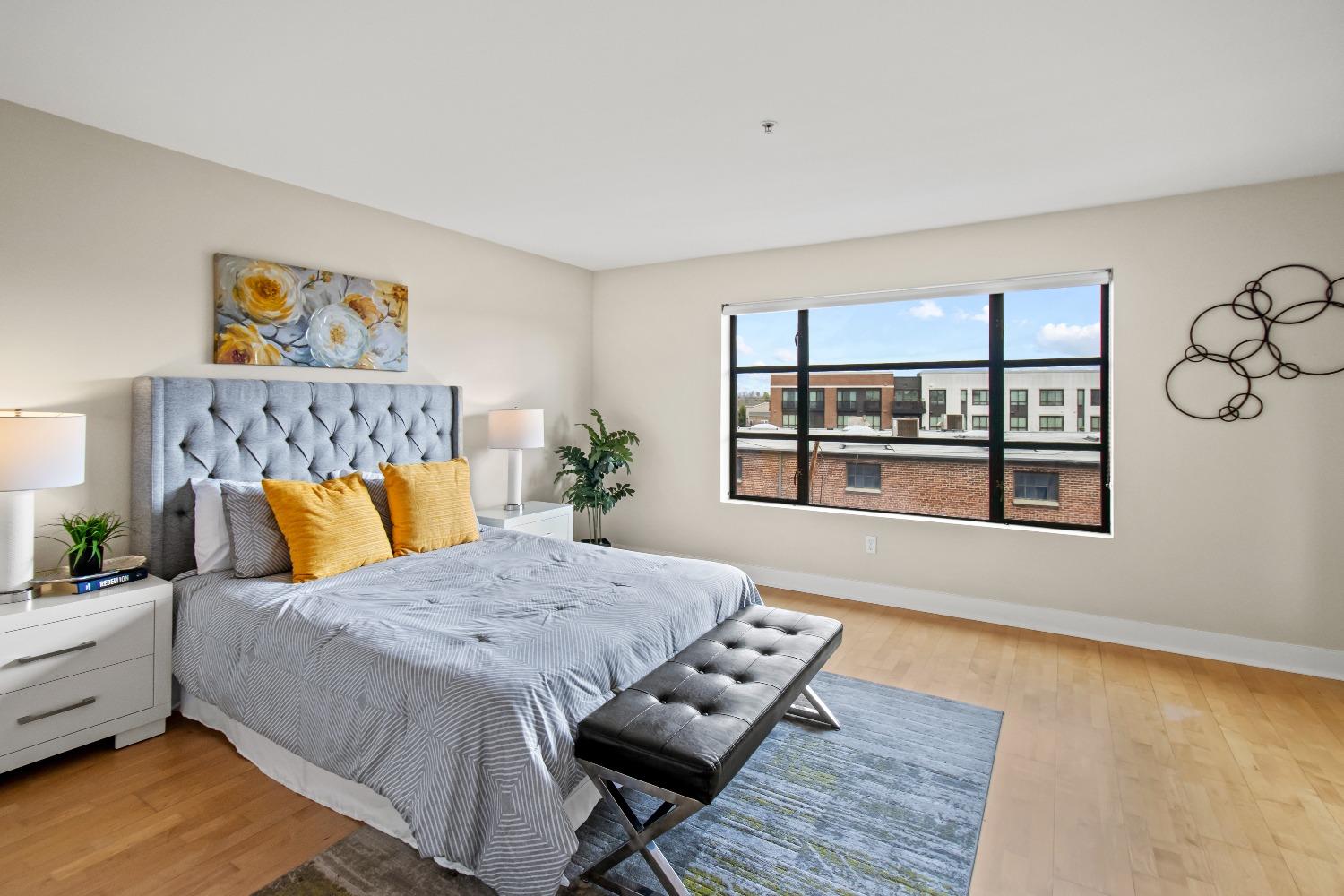 350 E Mission Street 203