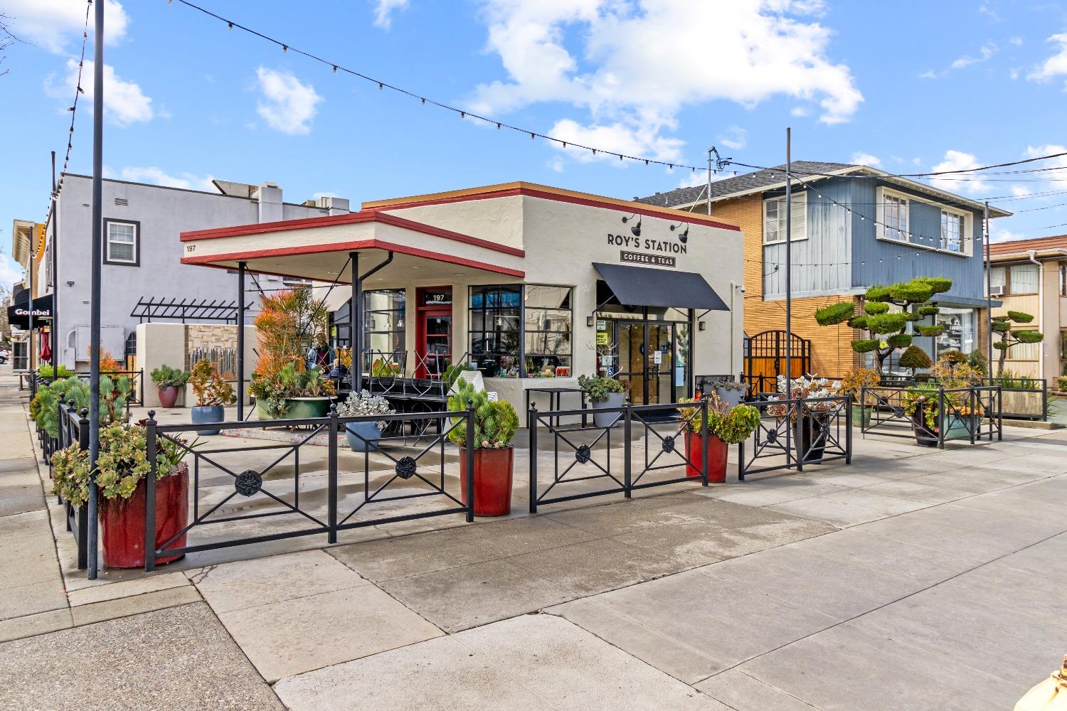 350 E Mission Street 203