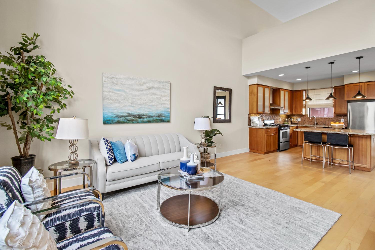 350 E Mission Street 203