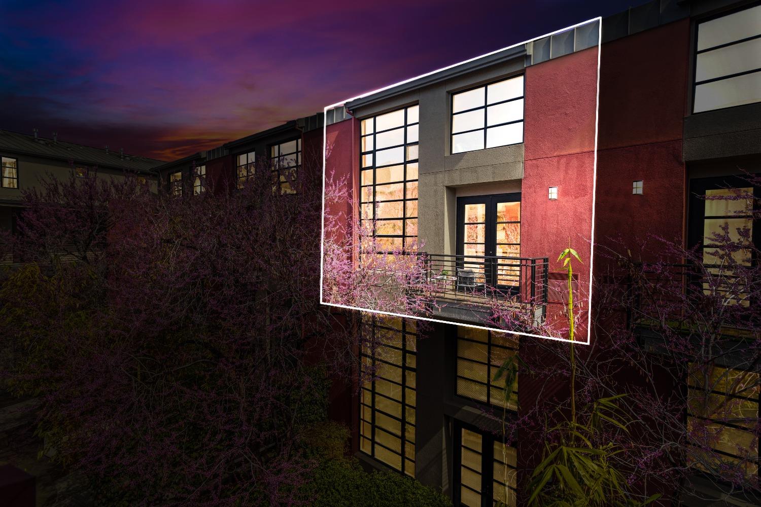 350 E Mission Street 203