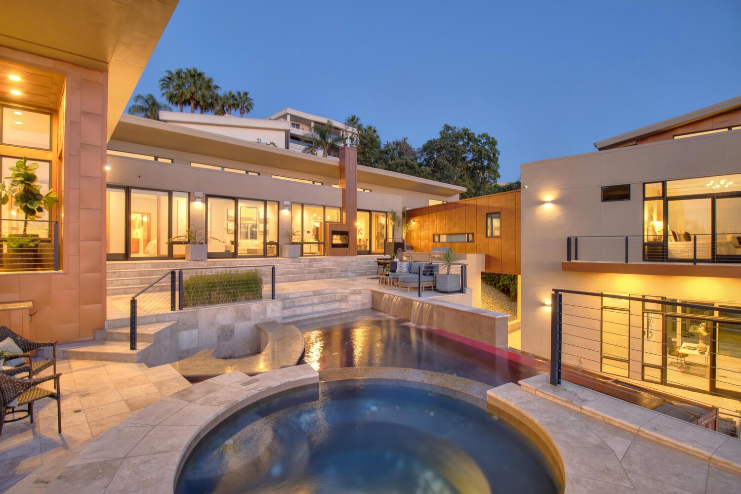 2143 Outrigger Drive