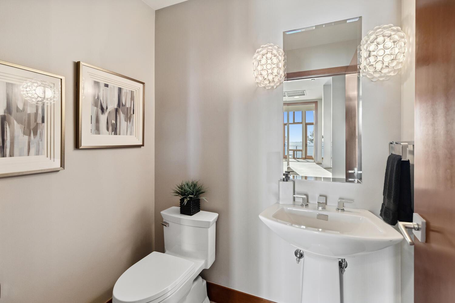 2143 Outrigger Drive