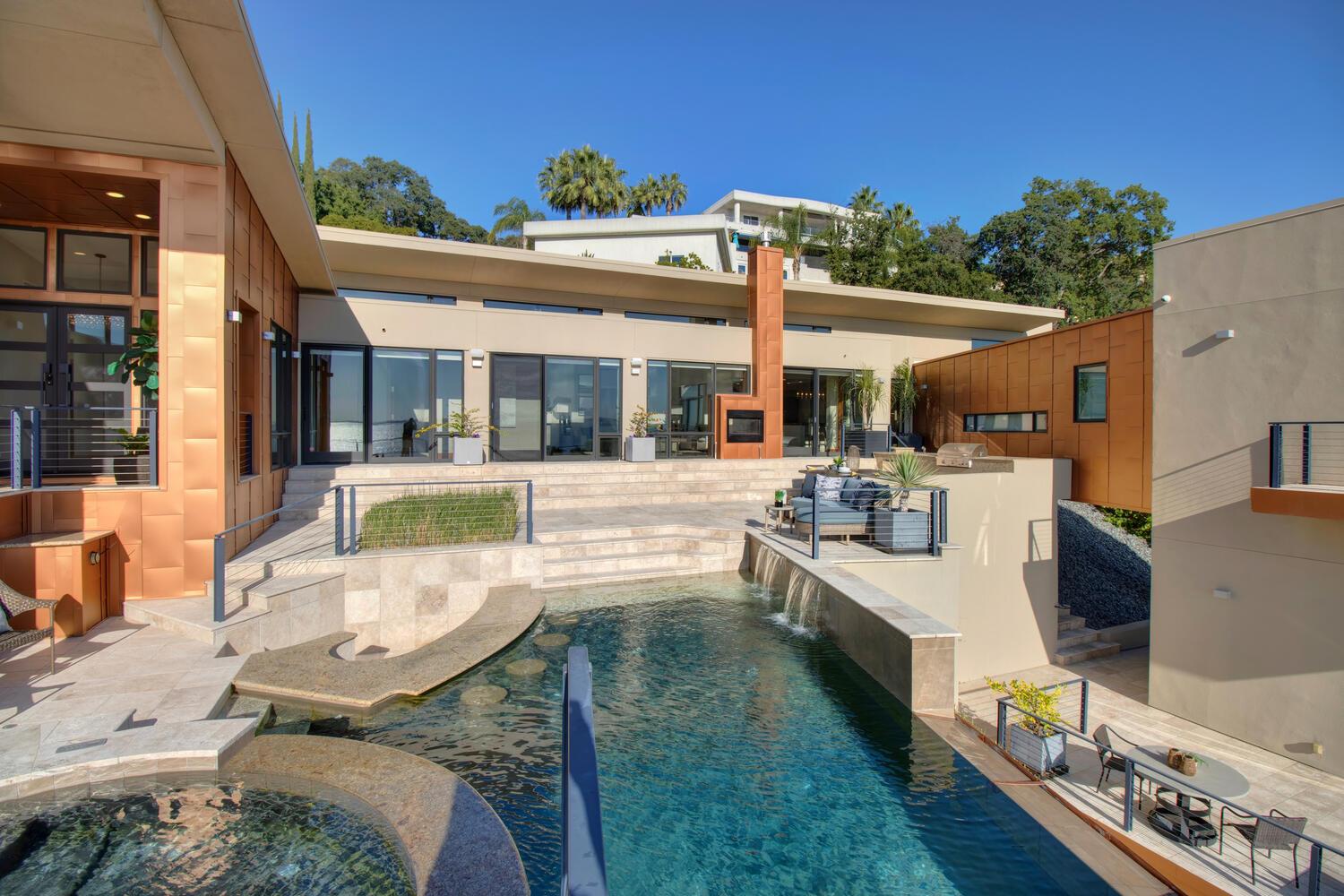 2143 Outrigger Drive