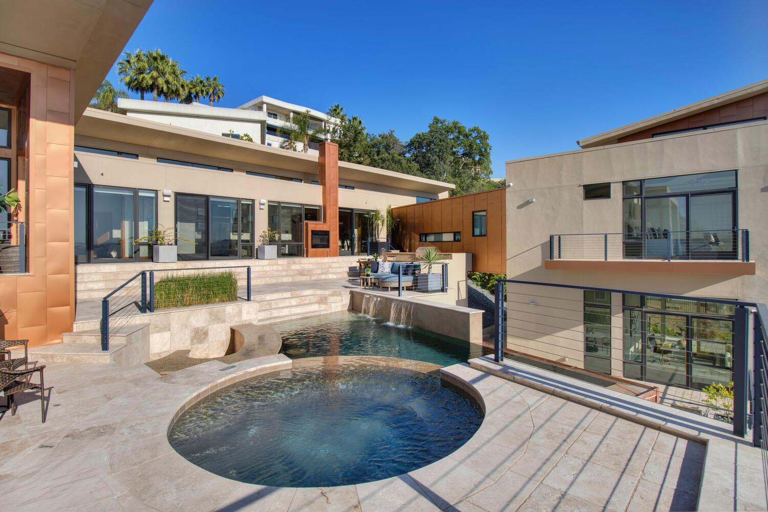 2143 Outrigger Drive