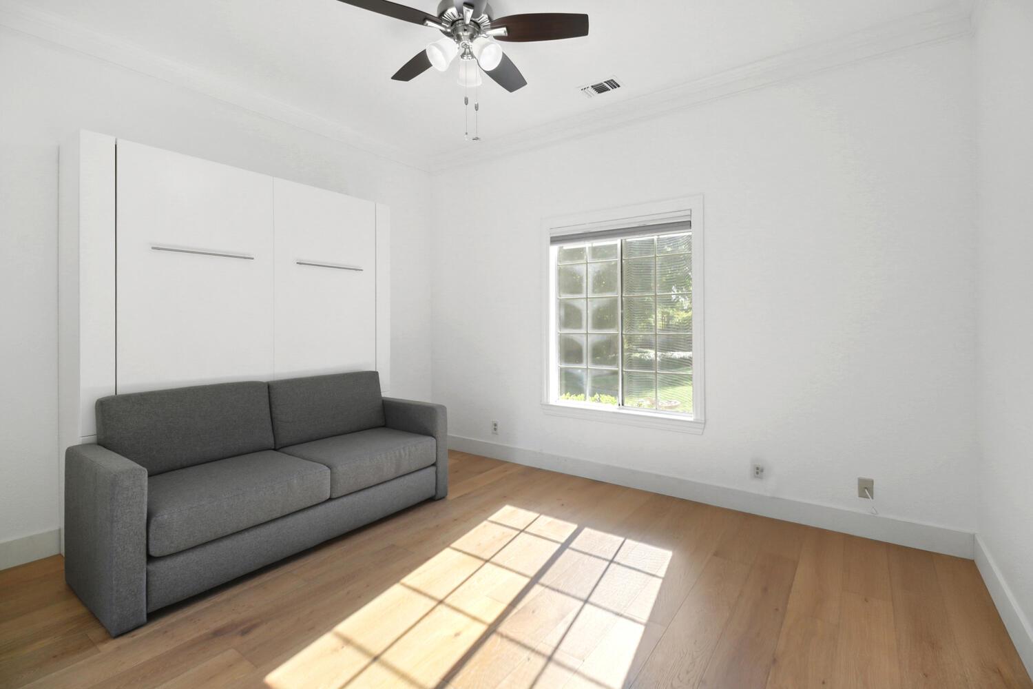 8540 Quail Oaks Drive