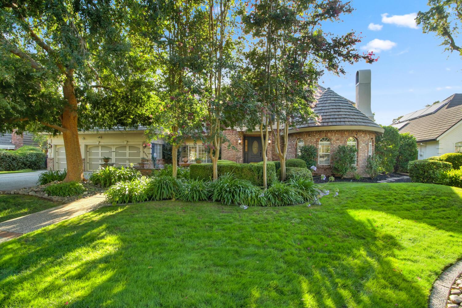 8540 Quail Oaks Drive