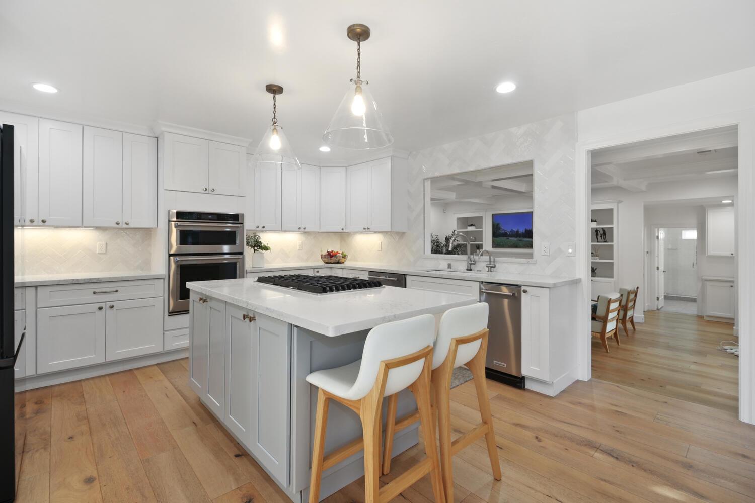 8540 Quail Oaks Drive