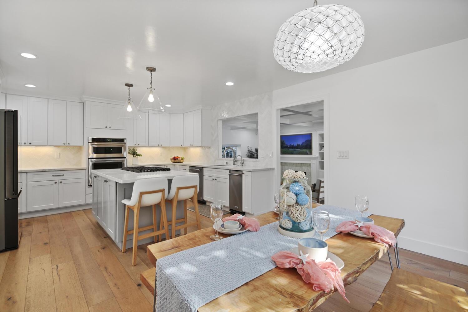 8540 Quail Oaks Drive