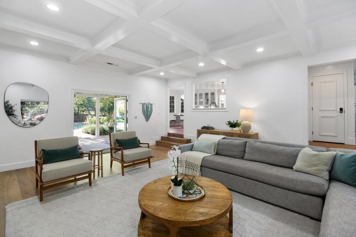 8540 Quail Oaks Drive