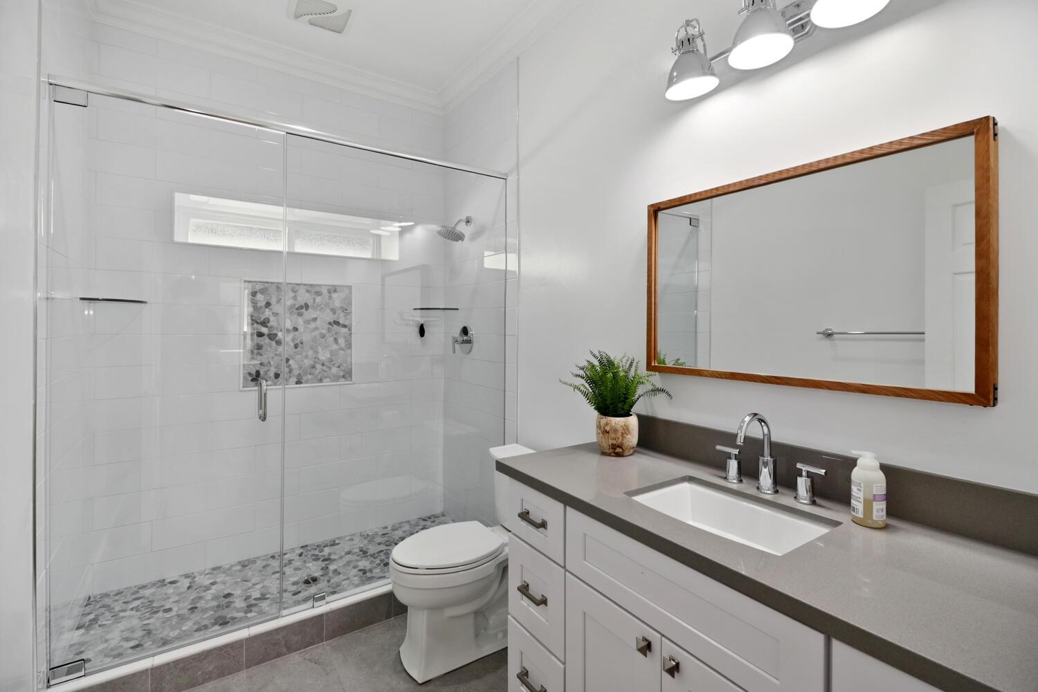 8540 Quail Oaks Drive