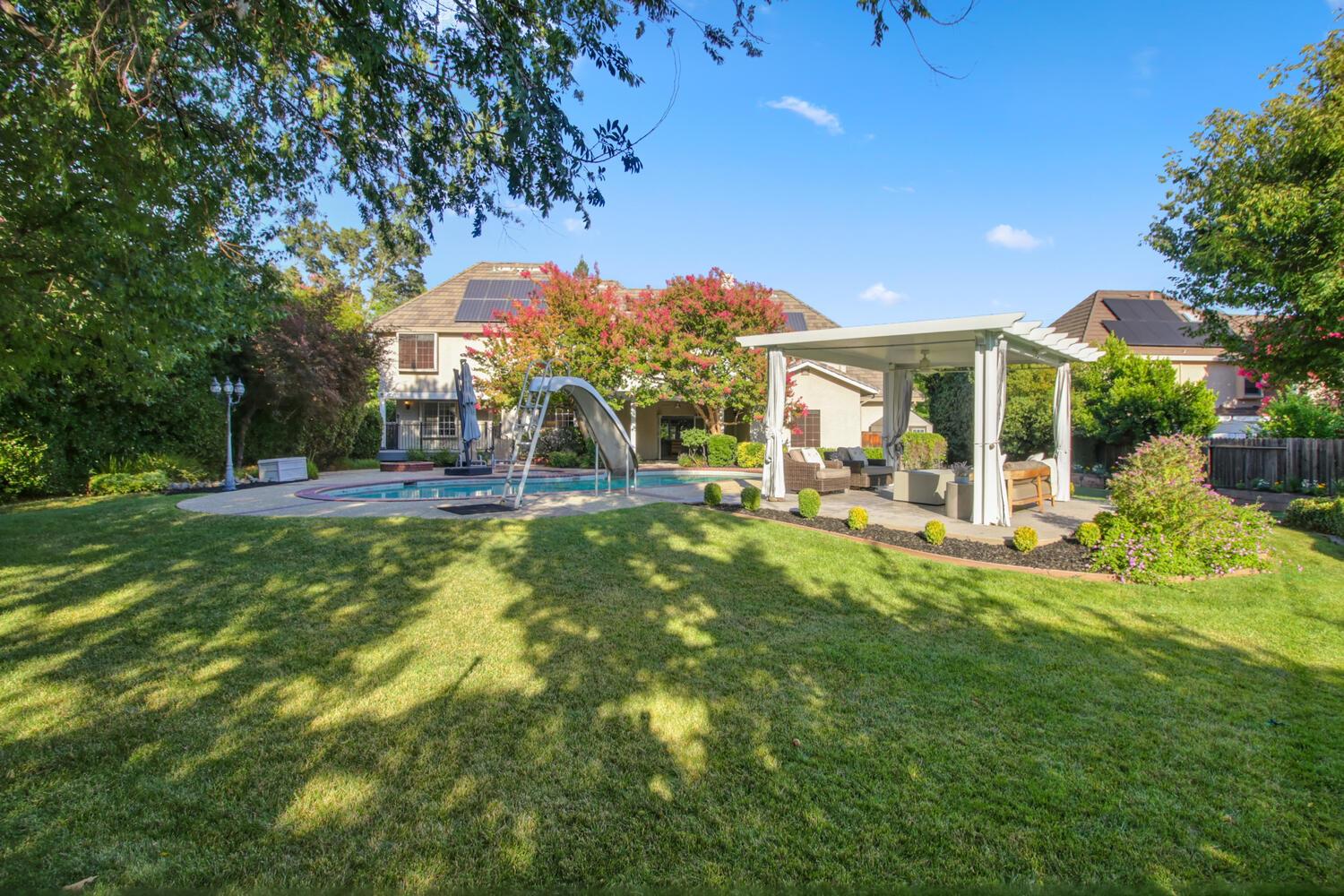 8540 Quail Oaks Drive