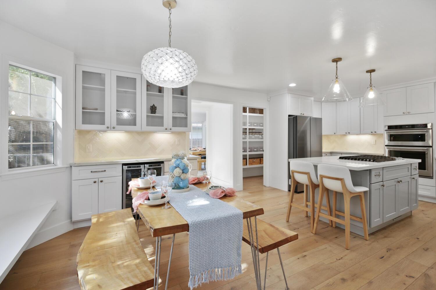 8540 Quail Oaks Drive