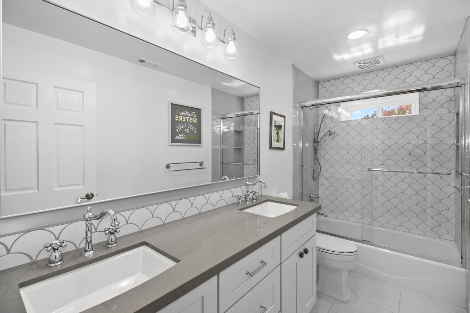 8540 Quail Oaks Drive